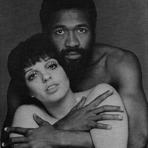 Liza Minnelli Instagram - It’s my darling, baby, @benvereen’s birthday! I have been in love with this man for AT LEAST 40 years... 😘😘😘
#benvereen #lizaminnelli #glamour #throwback #lovethisman #pippin #fosse