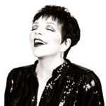 Liza Minnelli Instagram – #tbt #instatbt #blackandwhite #lizaminnelli #liza #hollywood #broadway #instagood #instapic