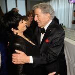 Liza Minnelli Instagram - Happy 90th birthday Tony Bennett! #tony90 #happybirthday #tonybennett #liza #minnelli #lizaminnelli #legends #music #singers