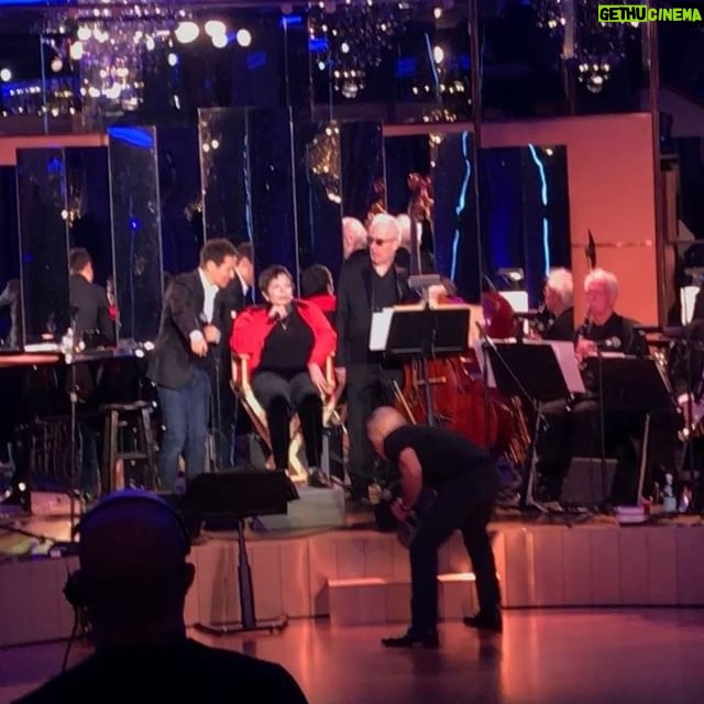 Liza Minnelli - 5.4K Likes - I'm so thankful to have recovered from my viral infection in time to perform this past weekend, with my darling, @michaelfeinsteinsings... I hate to disappoint you, my loves! We had a marvelous time with these GORGEOUS young men walking the runway. 😘
#MinnelliMondays #MichaelFeinstein #lizaminnelli #dolcegabbana #fashionshow #cabaret @dolcegabbana