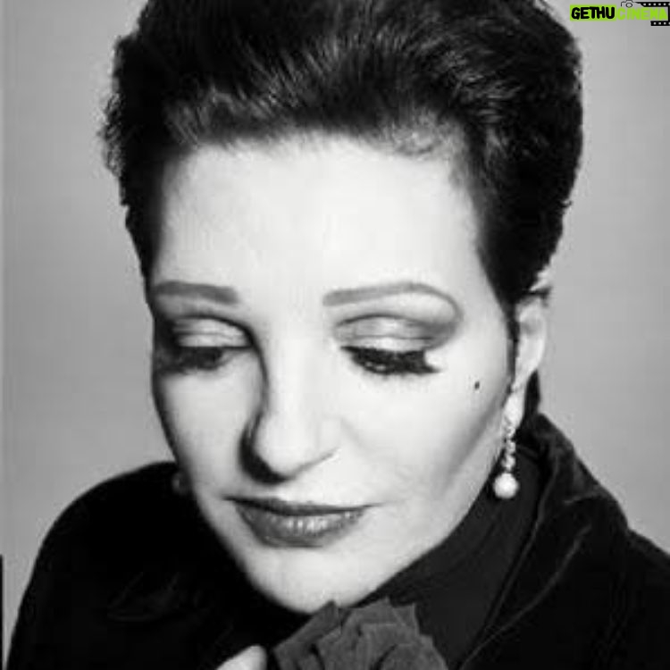 Liza Minnelli Instagram - #tbt #Liza minnelli