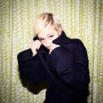 Liza Weil Instagram - Peek-A-BOO! All new #HTGAWM tonight at 10/9c. Peek-a-boo partner and 📷 by @tina_turnbow