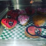 Liza Weil Instagram – Of course GG has the most adorable donuts at crafty…
#GilmoreGirlsRevival