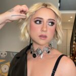 Lizze Broadway Instagram - Based on a true story premiere 🩸 🔪 Binge it June 8th on @peacock See you soon #basedonatruestory