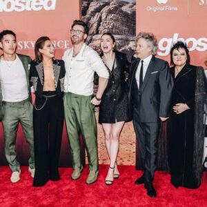 Lizze Broadway Instagram - These wickedly talented, amazing humans made a movie #ghosted coming April 21.

Thank you to @appletv @skydance @dexfletch for this incredible adventure 

#emojiscount

Stylist: @alimullin 
Hair: @lauracosta.nyc 
Makeup: @katienovamakeup
Brows: @elavatebrows
