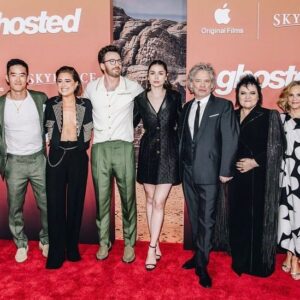 Lizze Broadway Instagram - These wickedly talented, amazing humans made a movie #ghosted coming April 21.

Thank you to @appletv @skydance @dexfletch for this incredible adventure 

#emojiscount

Stylist: @alimullin 
Hair: @lauracosta.nyc 
Makeup: @katienovamakeup
Brows: @elavatebrows