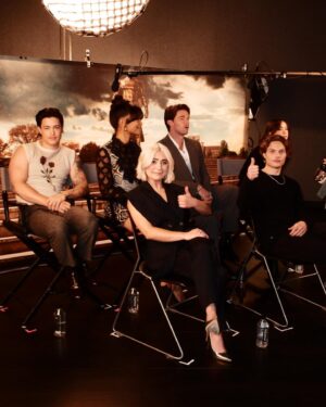 Lizze Broadway Instagram - press @genv 

quick thank you to the #GenV fans. We love you and are deeply grateful for your love and support xx