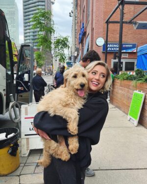 Lizze Broadway Instagram - pics I sent to my mom