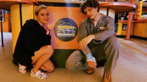 Lizze Broadway Instagram - Behind the scenes of @genv on @primevideo 
All episodes out now 🦗🫶🏼 🩸