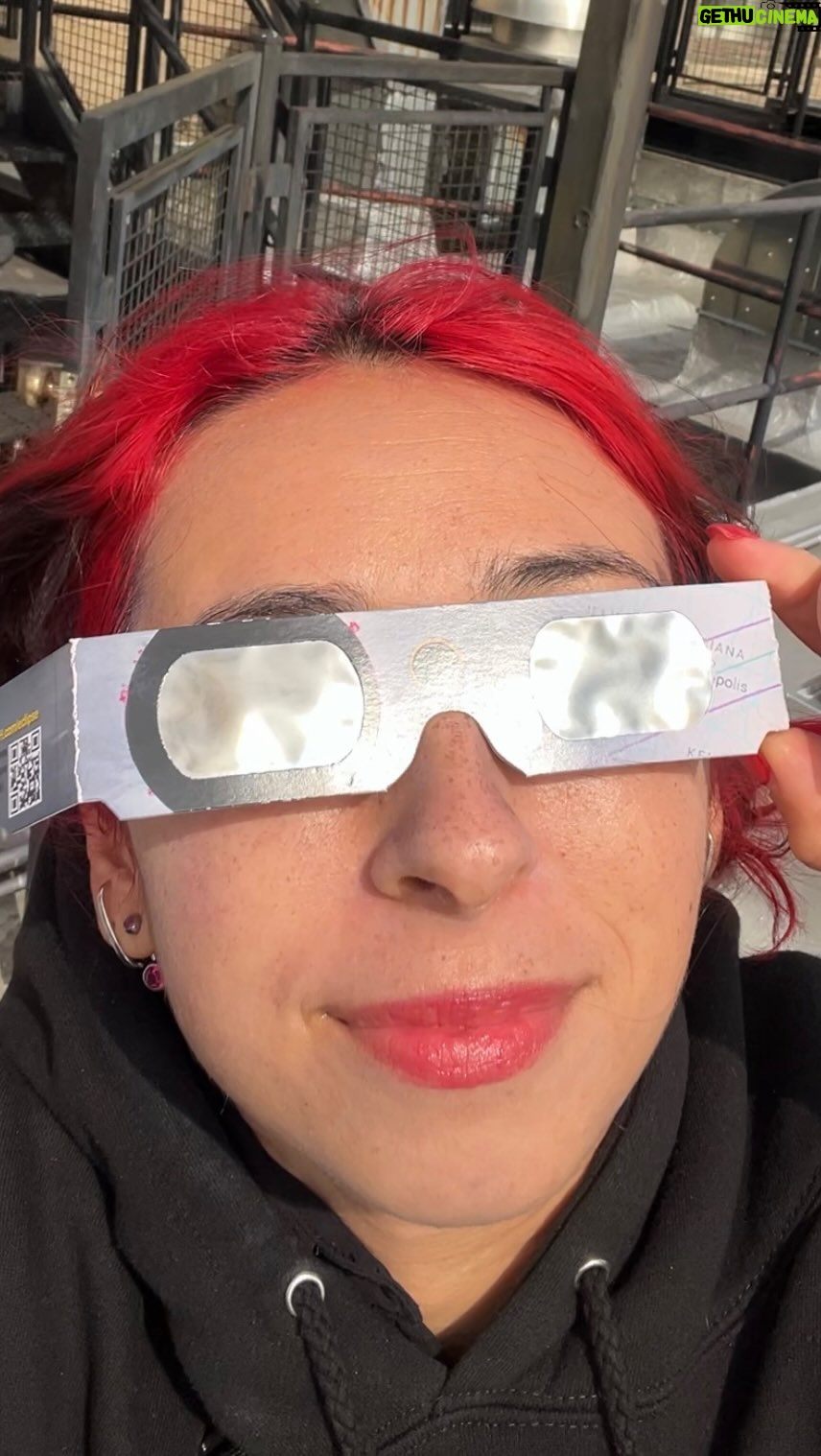 Lizzie Armanto Instagram - Took part in the one day it’s socially acceptable to stare at the sun.