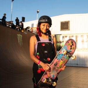 Lizzie Armanto Instagram - Congrats @spottampa on 30 yrs! 📣🛹 Loved getting to see old friends & make news ones. Going to events like these remind me why i love skateboarding. 💚⚡️ Thx @monsteryenergy for sending me out. Love always.