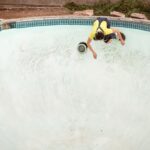 Lizzie Armanto Instagram – one & only sesh before they demoed our pool. It was fun to watch my friends rip! I was hoping to get a grind but pool skating is hard. ♥️
📸 @andrewjamespeters