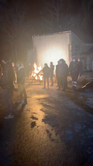 Loan Chabanol Instagram - Behind the scene #TalesOfTWD @amcthewalkingdead #TWD #twdfamily #twduniverse