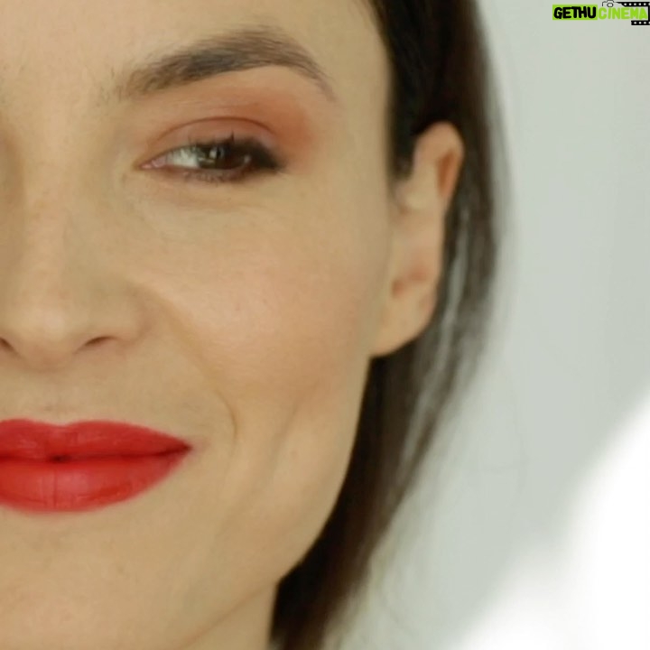 Loan Chabanol - 837 Likes - RED is my favorite lipstick color š Check out full make up tutorial on @welovecoco with make up artist @nicolewalmsley using : LES 4 OMBRES EYESHADOW IN CANDEUR ET EXPERIENCE
STYLO OMBRE ET CONTOUR IN ELECTRIC BROWN
LE CRAYON YEUX EYE DEFINER IN BRUN ā TEAK
DIMENSIONS DE CHANEL MASCARA IN NOIR
LE CRAYON LEVRES LIP PENCIL IN ROUGE TENDRE
ROUGE ALLURE INK IN CHOQUANT
JOUES CONTRASTE POWDER BLUSH IN EVENING BEIGE
BAUME ESSENTIEL IN TRANSPARENT
LA PALETTE SOURCILS BROW DUO IN MEDIUM #welovecoco #workingwithchanel #makeuptutorial #chanelbeauty #chanel #lipstick #redlips #makeup @chanel.beauty