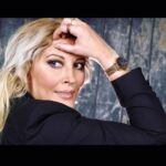 Loana Petrucciani Instagram - Coucou mes loulous 💖 juste pour vous dire que je vous aime 🥰… 🫶🫶🫶… loana #beauty ##frenchgirl #miroir #naturalmakeup #loveyou #influenceuse #romantic #women #selfie #love #heart #sweet #friends #blondebombshell #love #heart #sweet #friends #blondebombshell #🧡 Mes loulous juste pour vous rappeler que si vous voulez faire une dédicace personnalisé de moi à qui vous voulez ou même vous même pour n’importe quelle occasion ou juste pour faire plaisir .. Vous pour pouvez me retrouver sur le site Vidoleo