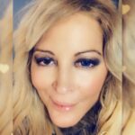 Loana Petrucciani Instagram – Love 💖 💖 loana #beauty ##frenchgirl #miroir #naturalmakeup #loveyou #influenceuse #romantic #women #selfie #love #heart #sweet #friends #blondebombshell  #love #heart #sweet #friends #blondebombshell #🧡Mes loulous juste pour vous rappeler que si vous voulez faire une dédicace personnalisé de moi à qui vous voulez ou même vous même pour n’importe quelle occasion ou juste pour faire plaisir .. Vous pour pouvez me retrouver sur le site Vidoleo
