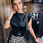 Lobna Ezzat Instagram - الحمد لله ❤️ بسم الله توكلنا علي الله مسلسل #الونش مفاجئة باذن الله ...من الشخصيات اللي حبتها جداً وباذن الله تحبوها وتكون مختلفه إخراج الأستاذ @somaasomaa4288 تأليف العبقري الأستاذ @ahmedabdelfattaharesto إنتاج @synergy.tamermursi بطولة النجم @mohamedragabacc @ehabfahmyoffical @mahmoudmoghny بشكر كل فريق العمل الجميل و يا رب ينال إعجابكم ويليق بيكم زي ما ديماً بوعدكم ب دا 🙏🏻 الساعة 9 مساءً علي قناة الحياة و11 مساءً علي قناة أبو ظبي #مشوار_الونش