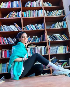 Lobna Ezzat Instagram - 📚🤍✨