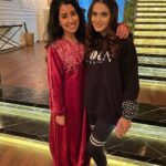 Lobna Ezzat Instagram - كل اللي اتقال إشاعات هيام وقمر أخوات 😂❤️ تونه أوي أقسم بالله😘 #أولاد_عابد #قمر #هيام