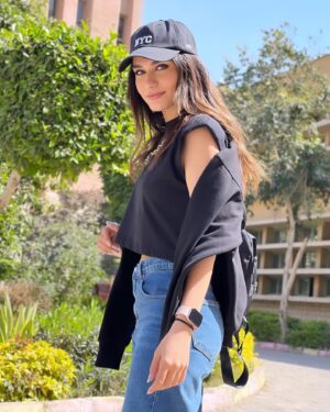 Lobna Ezzat Instagram - have we met before ?..✨
