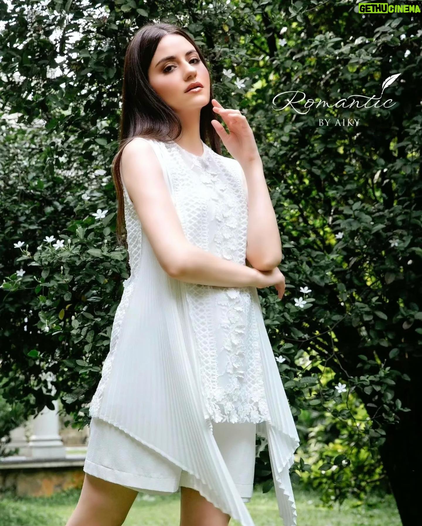 Loide Christina Teixeira - 3 Likes - 🌻🍃 Bersyukur
Photo by @bibinbenoti @studioenamtiga