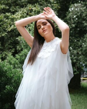 Loide Christina Teixeira Instagram - 🌻🍃 Bersyukur

Photo by @bibinbenoti @studioenamtiga