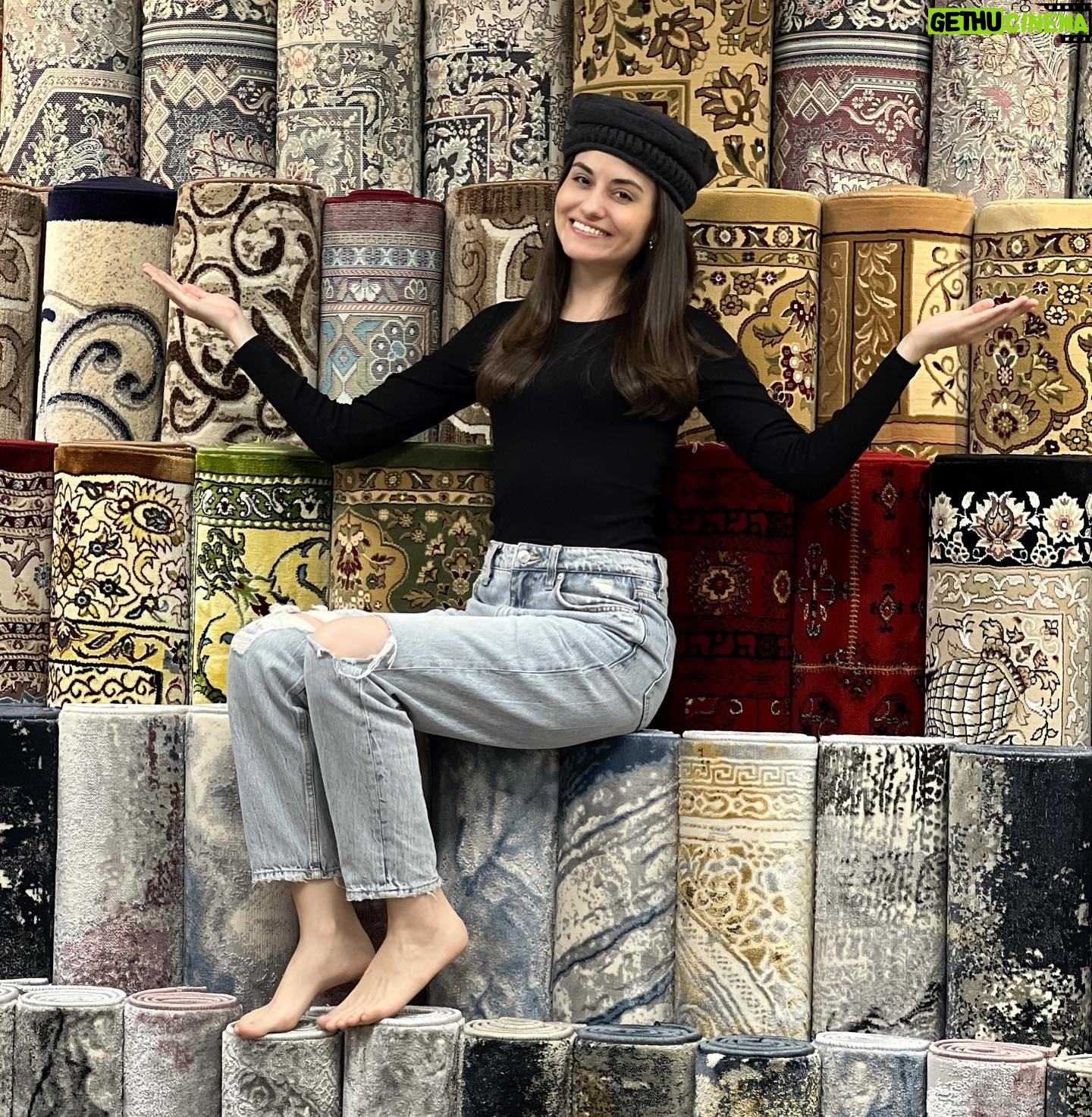 Loide Christina Teixeira - 3 Likes - Ada yang lihat Aladdin? 🧞Saya sudah lihat KARPET MAGIC tadi. Pengen sih terbang
Thank You For Your Hospitality And Generosity @attaulkarim1 We had a really great time. Sukses selalu untuk @albarkatcarpetsofficial
Thanks for everything. It was a pleasure meeting you.
