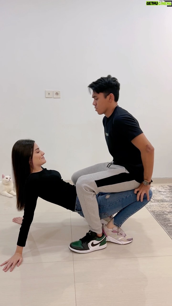 Loide Christina Teixeira - 32.8K Likes - Don’t Try This At Home 🤯