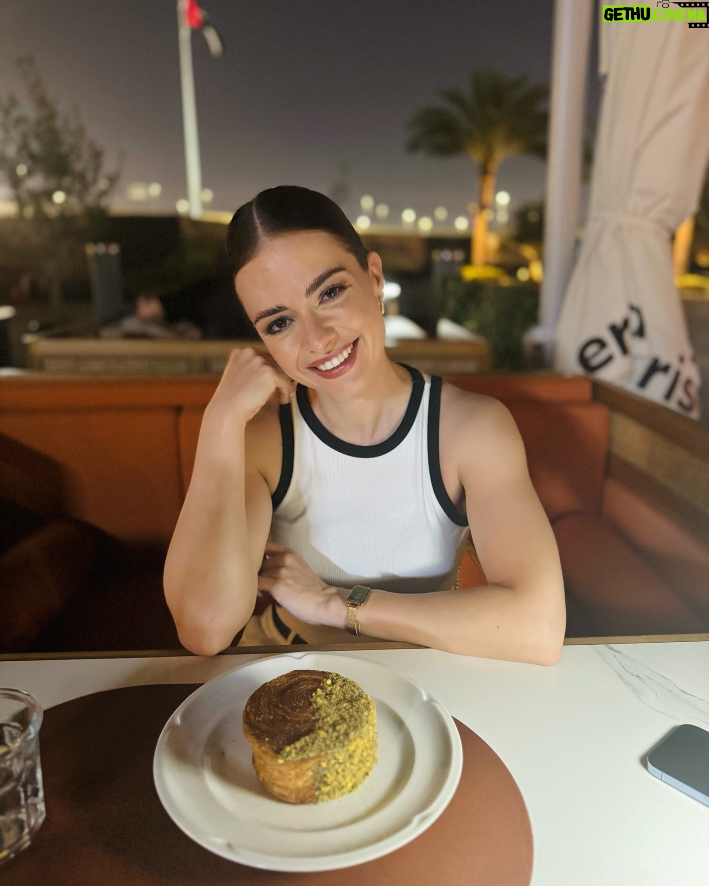 Lola - 1.4K Likes - ✨Dubai Dump🤍