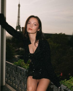 Lola Le Lann Instagram - @rabanne

 🖤
 
photo @pierre__mouton