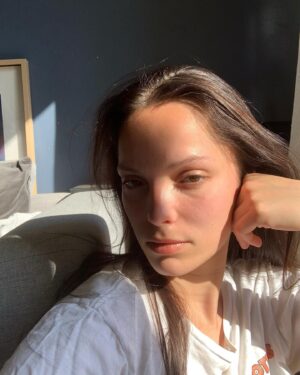 Lola Le Lann Instagram - 🌞
