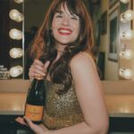 Lola Kirke Instagram - UK DATES ON SALE NOW!!! 21/8 @100clublondon 23/8 @stereo_glasgow 24/8 @yesmanchester.cio 25/8 @longroadfest_official Link in bio stories 🍾 📸 @rettrogers