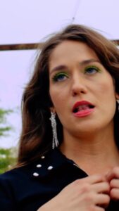 Lola Kirke Instagram - 🌶️ COMMENT BELOW TO SEE THE FULL VIDEO INSTAGRAM HAS DEEMED “EXCELLENT BUT TOO SPICY”🌶️(ok maybe just the “too spicy” part but whatever). #allmyexesliveinla was: Directed by @joshuashoemaker DP: @joseph_castle_333 PA: @andrewlangemusic