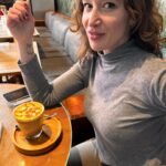 Lola Kirke Instagram - 🇬🇧🤠💩