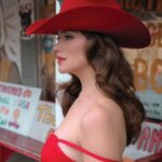 Lola Kirke Instagram - ALL MY EXES LIVE IN LA BUT IM STILL DOING A TICKET GIVEAWAY FOR MY SHOW THERE IN MAY 🤠 For the chance to win a pair, text TROUBADOUR to 1 (469) 481-3885 or sign up at the link in my bio! Don’t miss this one y’all! Featuring performances by yours truly, @catccohen and @lindsey.bug, not to mention, line dancing with @tenayakelleher! This night is sure to be as historic as @thetroubadour!!!! 📸 @electraking 💃🏻 @rosegoldvtg 💋 @jkinigopoulos 🤠 @bailey_hats