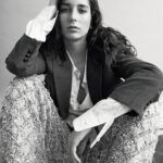 Lola Rodríguez Instagram – Tuve la suerte de charlar con Alana Portero, fue un momento mágico del cual salió una de las entrevistas más bonitas que me han hecho. Gracias @s_moda por juntarnos y por hacerme unas fotos preciosas.
@aestebanlibrero @pablucozam @tragacetemakeup