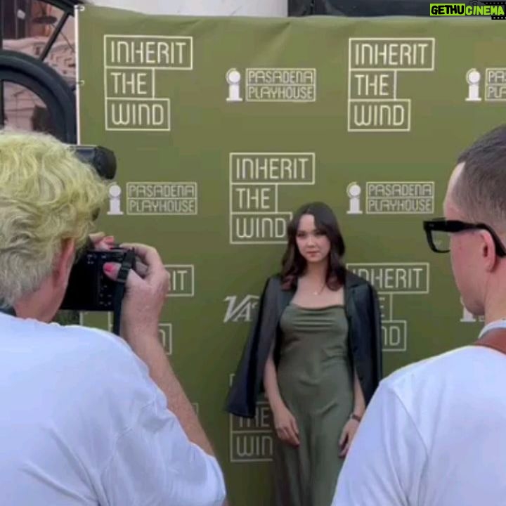 London Thor - 36.1K Likes - Had an amazing time at the premier of #InheritTheWind at the Pasadena Playhouse this weekend.
Thank you @deisysuarez and @desuarspa for an amazing treatment to help me get red carpet ready.