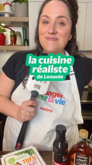 Loounie Instagram - TROIS ASTUCES POUR MIEUX RÉUSSIR LE TOFU SUR LE BARBECUE!⁣ 🔥🌱
⁣
Est-ce que, comme moi, il vous est souvent arrivé de vous retrouver avec un tofu qui était trop sec ou trop brûlé après une cuisson sur le barbecue? Dans cette nouvelle capsule de La cuisine réaliste de Loounie, en collaboration avec @metromonepicier, je vous montre trois astuces pour obtenir un tofu bien juteux et savoureux à chaque fois.⁣
⁣
Si vous avez une recette ou une marinade préférée pour le tofu, je vous invite à la partager en commentaire!⁣
⁣
#loouniecuisine #vegan #astuceculinaire #tofu #bbq