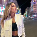 Lorena Gómez Instagram - . 1.Noche de estreno disco Ibiza en GRAN VÍA 2.Photocall 3.Disco Ibiza Locomia 4.Mi primera foto en gran vía 5.Mal posando 6.Volvemos a intentar… 7.Vamos progresando 8.Parece que es la buena. 9.El vídeo de que mi cuerpo y mi pie van por separado 🤣 Os la recomiendo. Buenísima historia, interpretación y moraleja 👌🏻 Gracias siempre @dypcomunicacion @davidxdyp ❤️