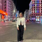 Lorena Gómez Instagram - . 1.Noche de estreno disco Ibiza en GRAN VÍA 2.Photocall 3.Disco Ibiza Locomia 4.Mi primera foto en gran vía 5.Mal posando 6.Volvemos a intentar… 7.Vamos progresando 8.Parece que es la buena. 9.El vídeo de que mi cuerpo y mi pie van por separado 🤣 Os la recomiendo. Buenísima historia, interpretación y moraleja 👌🏻 Gracias siempre @dypcomunicacion @davidxdyp ❤️