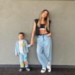 Lorena Gómez Instagram - Primer photocall con mamá ❤️ PLANAZO DE SÁBADO ✨ #amigosimaginarios @paramount_spain @idolyagency_official @alejandro.publicity