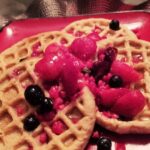 Lorena Herrera Instagram – Empezemos la semana con una deliciosa receta de #waffles altos en proteínas #glutenfree #lactosafree #sugarfree 
Podrás comerlos cada vez que quieras!!
Ingredientes para 4wafles medianos:
*1 scoop y media de proteína vegana orgánica sabor vainilla 
*3 cucharadas soperas de harina de avena sin gluten ( puede ser harina de almendra o de coco)
*1huevo completo y 1clara
*1cucharadita polvos para hornear 
*1/2taza de agua ( si le falta agregar  más)
Para descuento en @mdnsports
Ve a mis historias hoy 
#highprotein #lowcarb #healthylifestyle
#recipies #healthyrecipes #lowcalorie
#healthy  #mdnsuplementos  #lookingforperfection 💪🧇