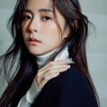 Lorene Ren Instagram - 即將迎接2024年的到來囉🥳 謝謝這一年自己的改變與成長 感恩遇到的每一位人事物 經歷到好的不好的都是成長的養分💪🏻 用新鮮的風格來跟大家預祝一下新年快樂🎆 期待明年更新鮮的自己🥰 @chloe @louboutinworld #chloe #ChristianLouboutin