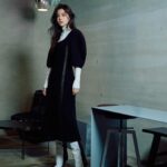 Lorene Ren Instagram - 即將迎接2024年的到來囉🥳 謝謝這一年自己的改變與成長 感恩遇到的每一位人事物 經歷到好的不好的都是成長的養分💪🏻 用新鮮的風格來跟大家預祝一下新年快樂🎆 期待明年更新鮮的自己🥰 @chloe @louboutinworld #chloe #ChristianLouboutin