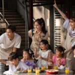 Lorene Ren Instagram – #山裡來了熊孩子
夏令營正式迎來了小熊孩子們🐻
彼此認識的過程
摸索著該怎麼互動
“獎勵制度”真是幫助快速融入的好方法
原本興致缺缺的小朋友
聽到有獎勵眼睛都亮了
我一打七個小孩也沒問題😎

話說這天錄完影回到家整個累癱
無敵佩服能跟小朋友玩一天的大人們
應該會越來越上手吧
請祝福我們😂

週六晚8點 台視主頻
週日晚8點 東森綜合台
週日晚10點 中華電信MOD / LINE TV / MyVedio /  Hami 

快點給我一些帶小孩的好方法和建議吧🤩