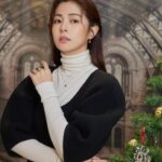 Lorene Ren Instagram - 有沒有人跟我一樣 在每天穿搭的時候 總覺得飾品盒裡面少了一些東西： 一對可以搭配今天髮型的耳環 戒指感覺可以多幾款來疊戴 每天隨著心情變化配戴的項鍊⋯ 好像永遠都買不夠的感覺🤣 日系輕珠寶品牌agete旗艦店在東區盛大開幕啦🎊 很漂亮的地方可以拍好多美照📸 還有美到不行的agete旗艦店限定系列 時尚美麗自己打造🥰 在這個交換禮物的季節 也別忘了疼愛自己唷🎁 @agete_taiwan @tun_grp #agetetw #tungrp makeup @elvielvi926 hair @xenterhuang photo @sunshinestudio09