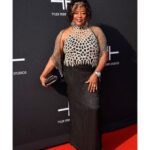 Loretta Devine Instagram - On the red carpet for @tylerperry gala 🙌🏿💕