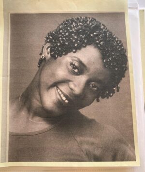 Loretta Devine Instagram - Old headshot, whole lotta beads #expressyourself #tbt