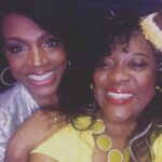 Loretta Devine Instagram - Celebrating the 20th Anniversary of @jeniferlewisforreal ‘s Jackie’s Back
