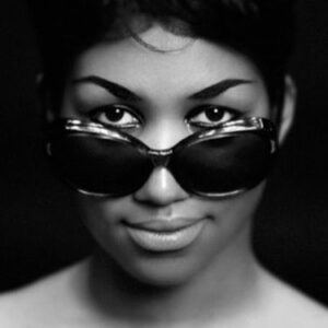 Loretta Devine Instagram - She defined what it is to be a D I V A 👸🏿#TheQueenOfSoul